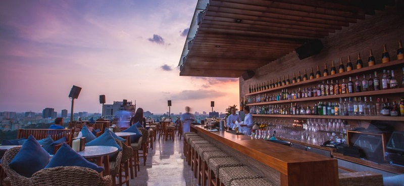 Quán bar rooftop có view sang – xịn – mịn